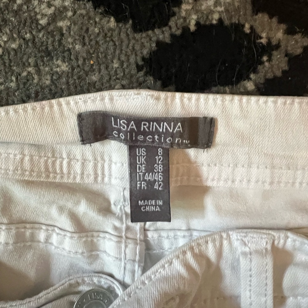 Lisa Rinna Collection Distressed White Jeans - Picture 4 of 4